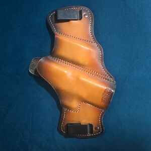 EUC Savoy leather Glock .45 PCP cc holster